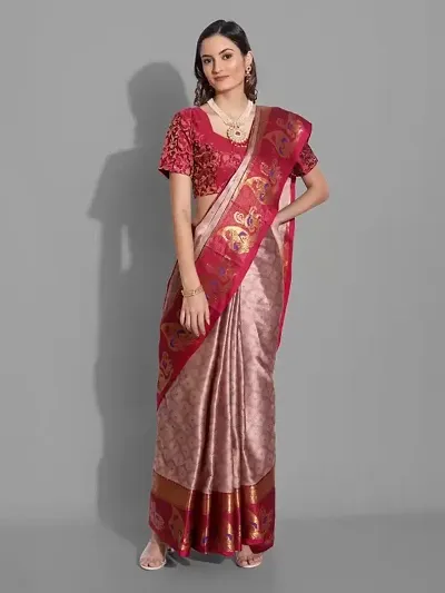 Elegant Silk Saree With Blouse Piece