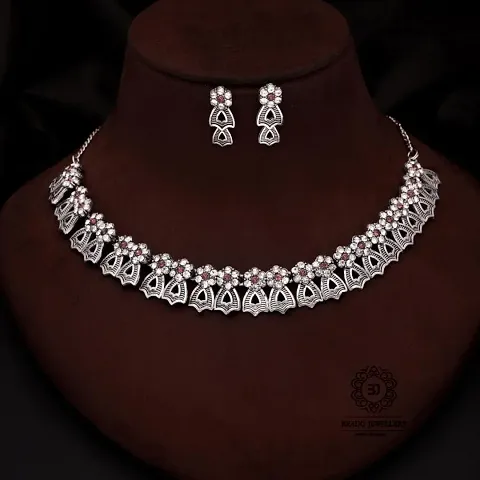 Must Have Jewellery Set 