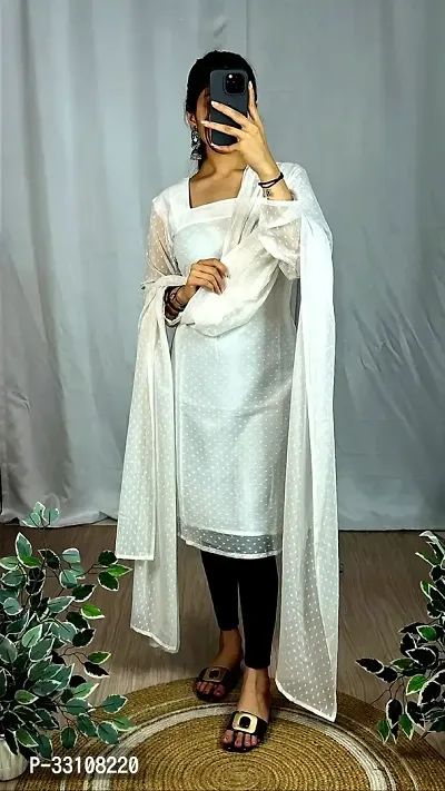 Stylish White Georgette Kurta With Dupatta For Women