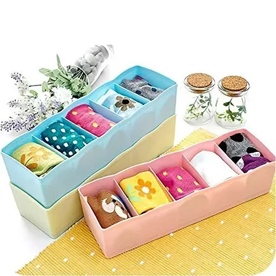 Classy 4 Pcs Plastic Socks Undergarments Innerwear Cosmetic Makeup Drawer