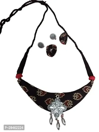 Handmade fabric necklace set