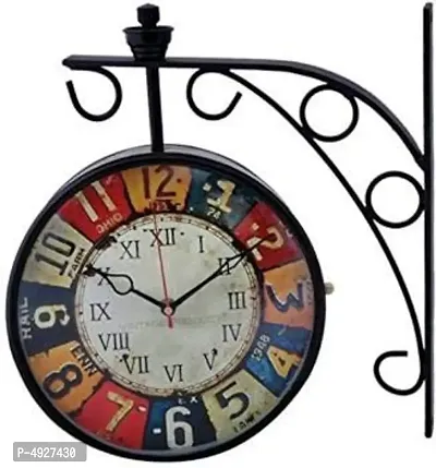 Nutts Double sided wall Clock in antique model (Multicoloured)
