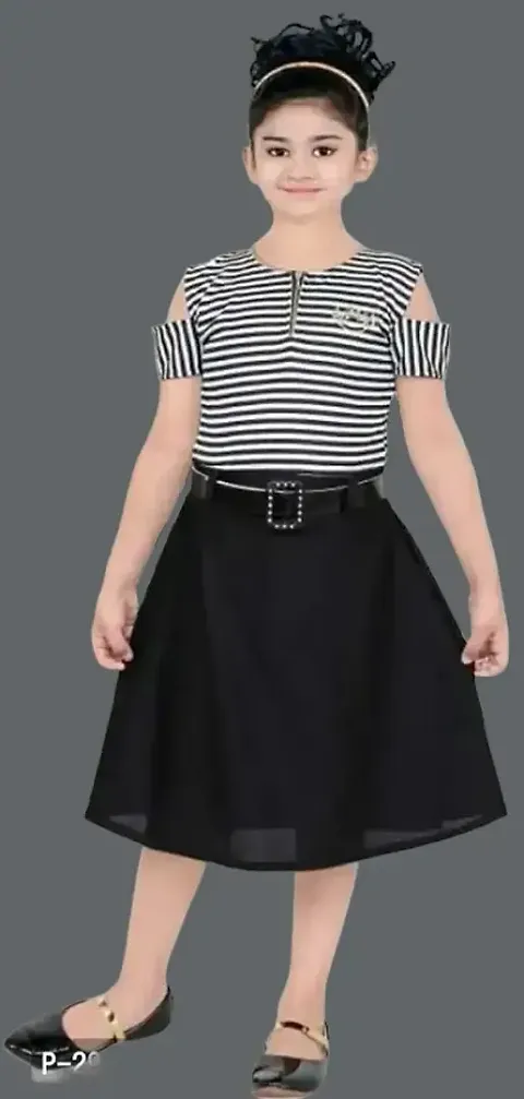 Fabulous Black Cotton Blend Printed Dress For Girls