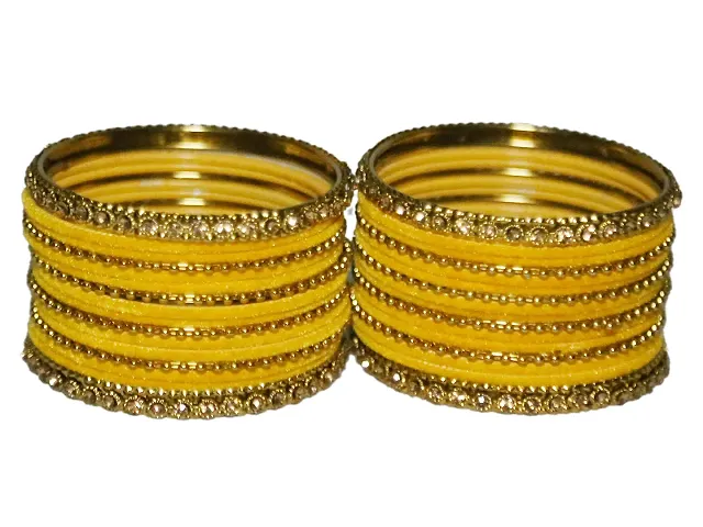 Beniwal Fashion Black Metal Velvet Bangles Set With Golden Kada & Dot Chudi Wedding Chura / Bridal Chuda For Women & Girls (Set Of 32 Bangles)