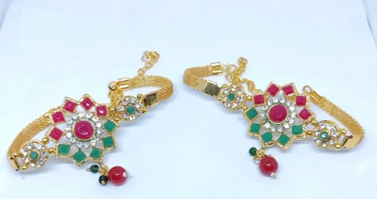 Fancy Alloy Bajuband For Women