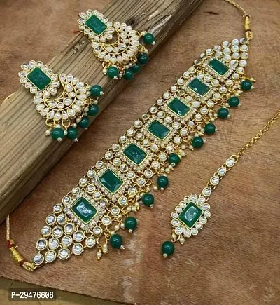 Stylish Green Alloy One Choker 1 Pair Of Earring With Mang Tika