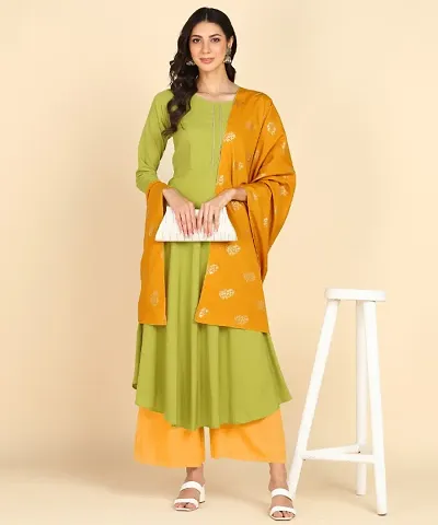 Round Kurta With Foil Printed Dupatta Set