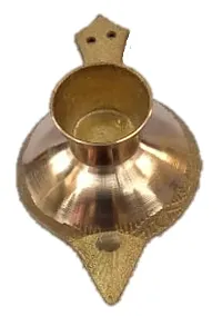 Mii Art Antique mughal Design Brass Item,brass single traditonal arti diya arti diya oil lamp pooja deepak with handle for pooja pital ka diya,brass arti diya handicraft item (Color-Golden)(Material-Brass)(size-12cm) Pack of 1 pieces.-thumb3