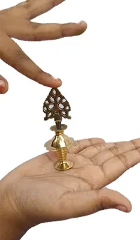 Mii Art Antique Mughal Design Brass Item,Pital ki Surmedani with 2 Packed Bareilly Special Surma(Color-Golden)(Material-Brass)(Size-9cm Small) Pack of 1 Set-thumb3