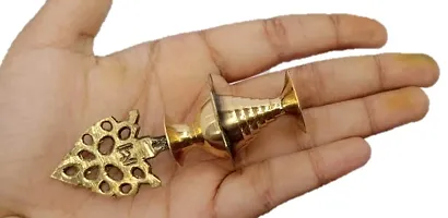 Mii Art Antique Mughal Design Brass Item,Pital ki Surmedani with 2 Packed Bareilly Special Surma(Color-Golden)(Material-Brass)(Size-9cm Small) Pack of 1 Set-thumb4