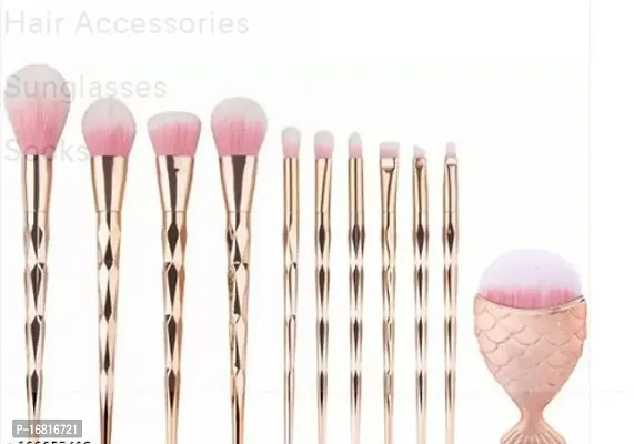 Makeup Brushes Set With Big Fish Tail For Foundation Eyeshadow Face Kit  Golden Color