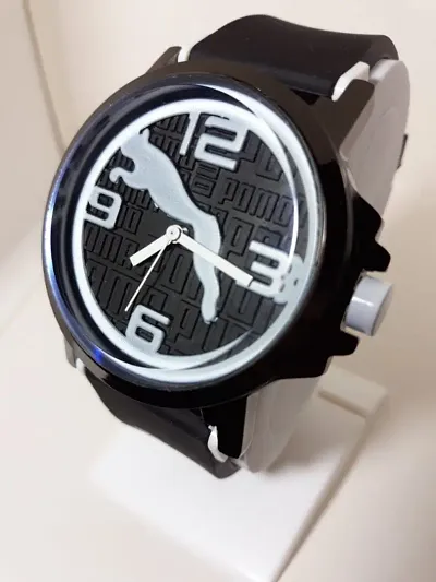 Fashionable Analog Watches for Men 