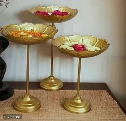 Taj Urli Bowl With Stand For Home Decor Gold And White Decorative Bowl For Floating Flowers And Candles Entrance Centre-thumb0