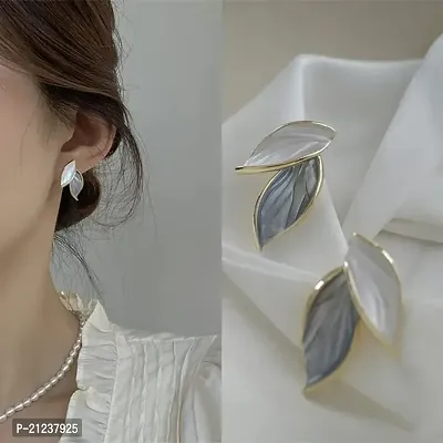 Elegant Earrings for Women - 1 Pair-thumb3