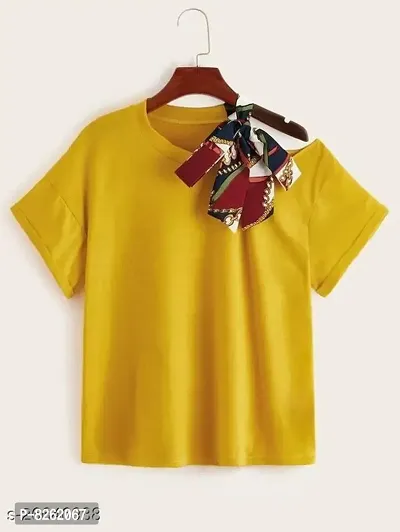 MUSTARD CONTRAST TSHIRT WITH KNOTES