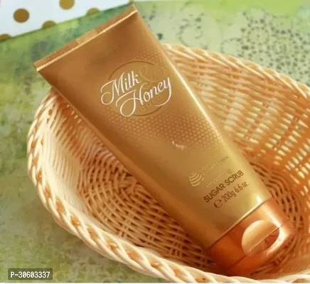 Oriflame Milk Honey Gold smoothing Sugar Scrub 200 ml -01-thumb0