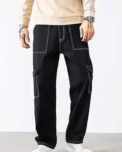 Stylish Black Denim Solid Cargos For Men