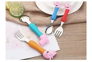 SARASI Pig Family Cartoon Character Theme Spoon Set Stainless Steel, Plastic Cutlery Set (Pack of 4)-thumb3