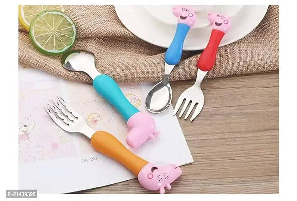 SARASI Pig Family Cartoon Character Theme Spoon Set Stainless Steel, Plastic Cutlery Set (Pack of 4)-thumb4