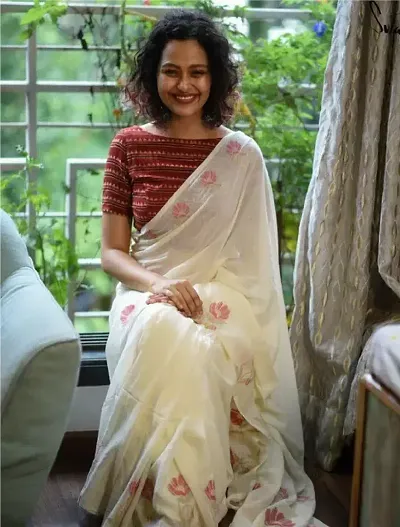 Stylish Linen Saree with Blouse piece