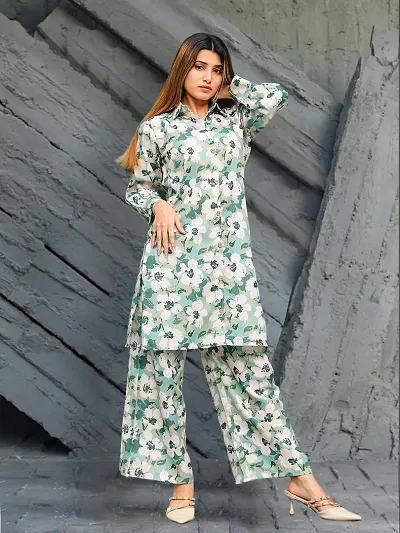 Stylish Polyester Printed Straight Kurtis With Bottom Set