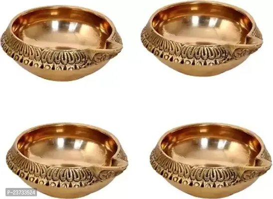 Brass Pack of 4 Table Diya Set  Height 0.9 inch