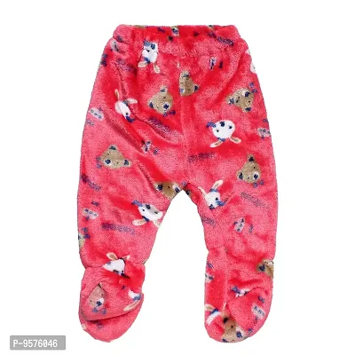 "Superminis Baby Winter Set - 1 Front Open Top, 2 Pyjamas, 1 Cap and 1 Bib for Newborn Girls and Boys (Red, 0-6 Months)"-thumb5