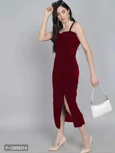 Stylish maroon velvet solid maxi dress for women