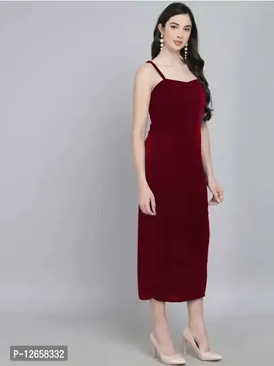 Stylish maroon velvet solid maxi dress for women