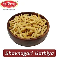 Yuvraj Bhavnagri Namkeen Snacks1 Kg Pack-thumb1