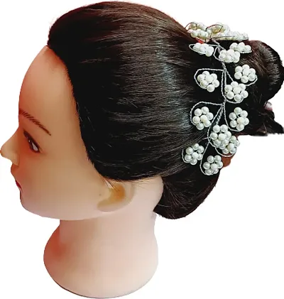 Designer Metal Hair Accessory Set For Women