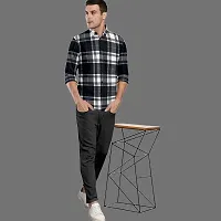 CLOSWIF Black Cotton Blend Checked Long Sleeves Casual Shirts For Men-thumb2