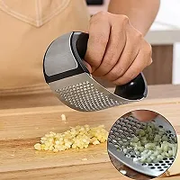 Wishful utensilio Multi-Function Grinding Slicer Stainless Steel O-Shaped Garlic Ginger Press Hand Held Kitchen Rolling Crusher Vegetable Tool-thumb1