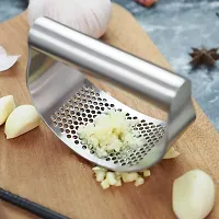 Wishful utensilio Multi-Function Grinding Slicer Stainless Steel O-Shaped Garlic Ginger Press Hand Held Kitchen Rolling Crusher Vegetable Tool-thumb4