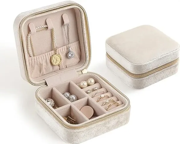 Trendy PU Leather Solid Jewellery Organiser Box