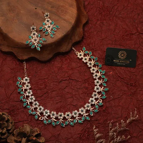 Must Have Jewellery Set 