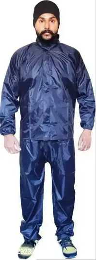 Stylish and Comfortable Raincoat for Rainy Season Size L