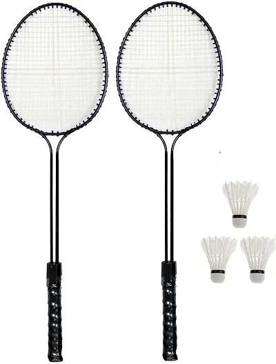 SE Badminton Kit 2 Racquets With 3 Feather shuttle Badminton Kit