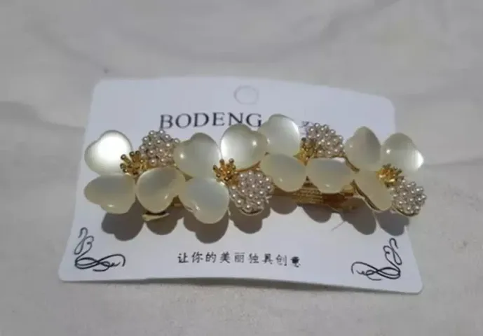 Heart Shape With Pearl, Flower Design Hair Clip (White With Color)