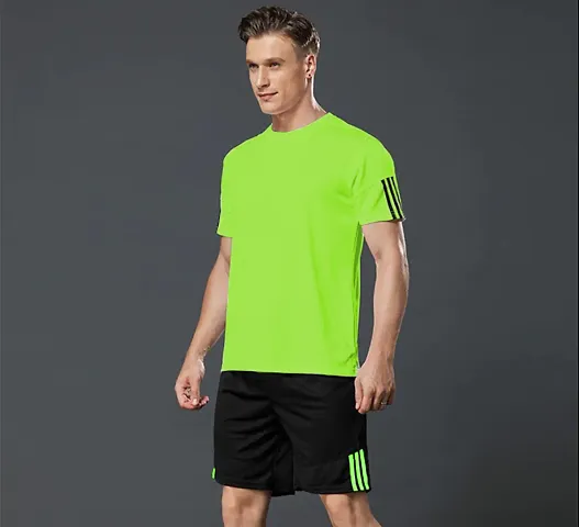 Men's Polyester Sports T Shirt & Shorts Set