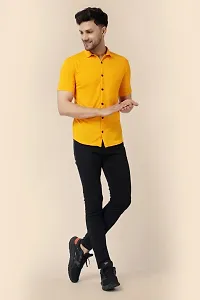 Men's Short Sleeves Spread Collar Shirt (Yellow)_S-thumb4