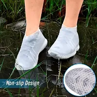 Non-Slip Silicone Rain Shoe Cover Waterproof Reusable Foldable Overshoes (Random color) (Large- (size7-11))-thumb1