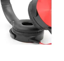 Wired High Bass Stereo Audio Headphone is a perfect blend of style and performance. It comes in 5 attractive colors - Black, White, Blue, Red and Yellow. The high quality sound of the headphone makes-thumb3