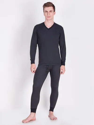 Stylish Blend Solid V-neck Thermal Set For Men