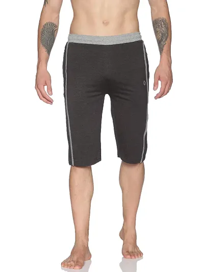 Stylish Solid 3/4th Shorts For Men And Boys