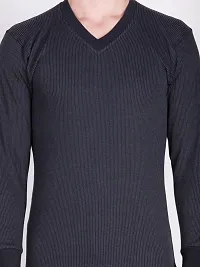 Stylish Black Cotton Blend Solid V-neck Thermal Tops For Men-thumb3