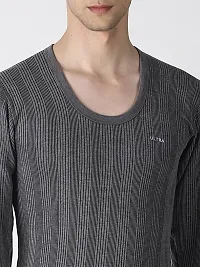 Stylish Grey Cotton Blend Solid Round Neck Thermal Set For Men-thumb2