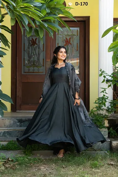 Must Have Taffeta Silk Ethnic Gowns 