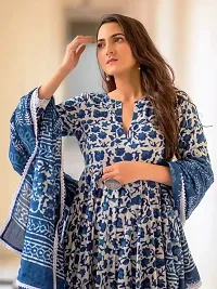 Latest Designers Anarkali kurta set For Women-thumb1