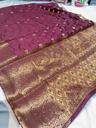 Alluring Silk Saree with Blouse piece